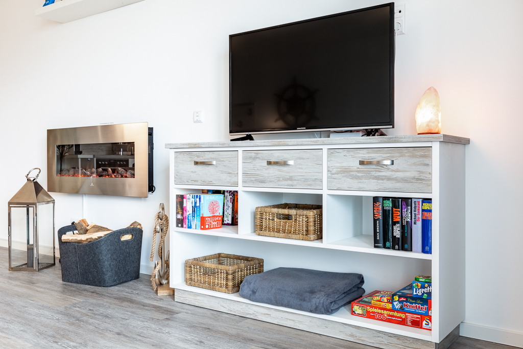 Wohnzimmer Flatscreen Kamin